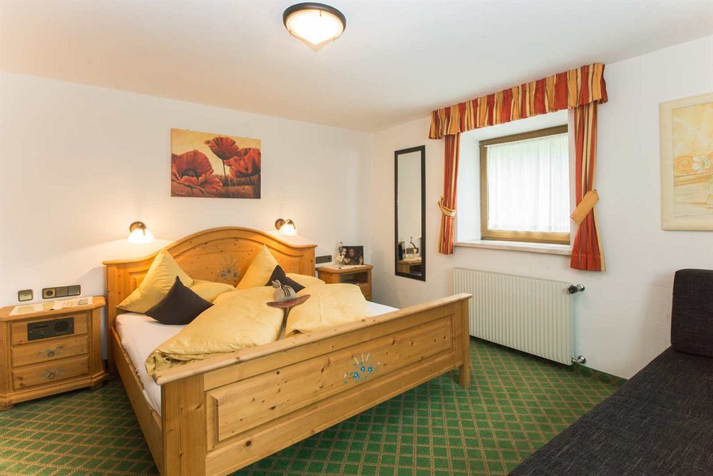 Hotel Garni Hainbacherhof Sölden Esterno foto