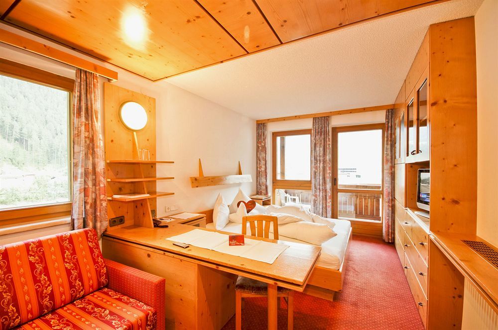 Hotel Garni Hainbacherhof Sölden Esterno foto